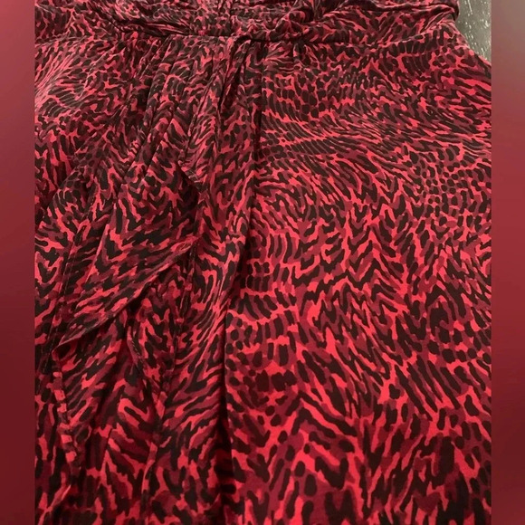 Michael Kors Chain Strap Tank Top - Picture 5 of 7